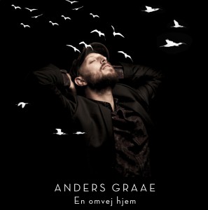 3Anders_graae_cover-1-crop